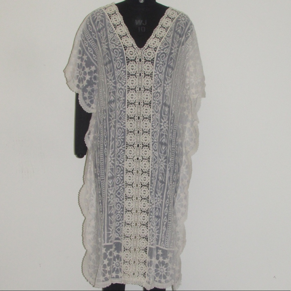 NWT kaftan coverup ❤️